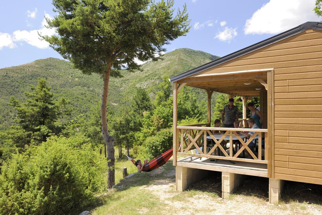 Camping Rcn Les Collines De Castellane Hotel Room photo