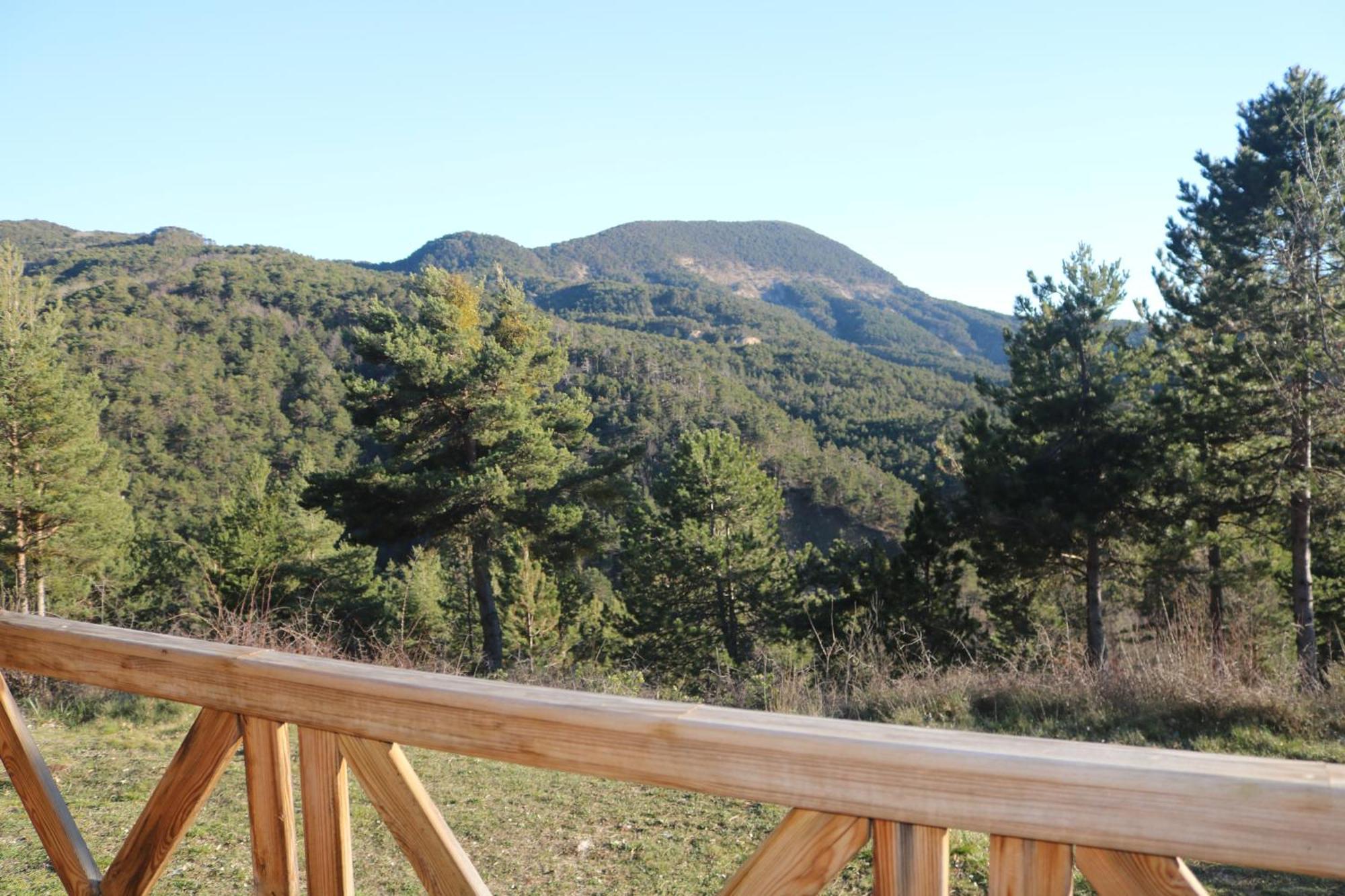 Camping Rcn Les Collines De Castellane Exterior photo