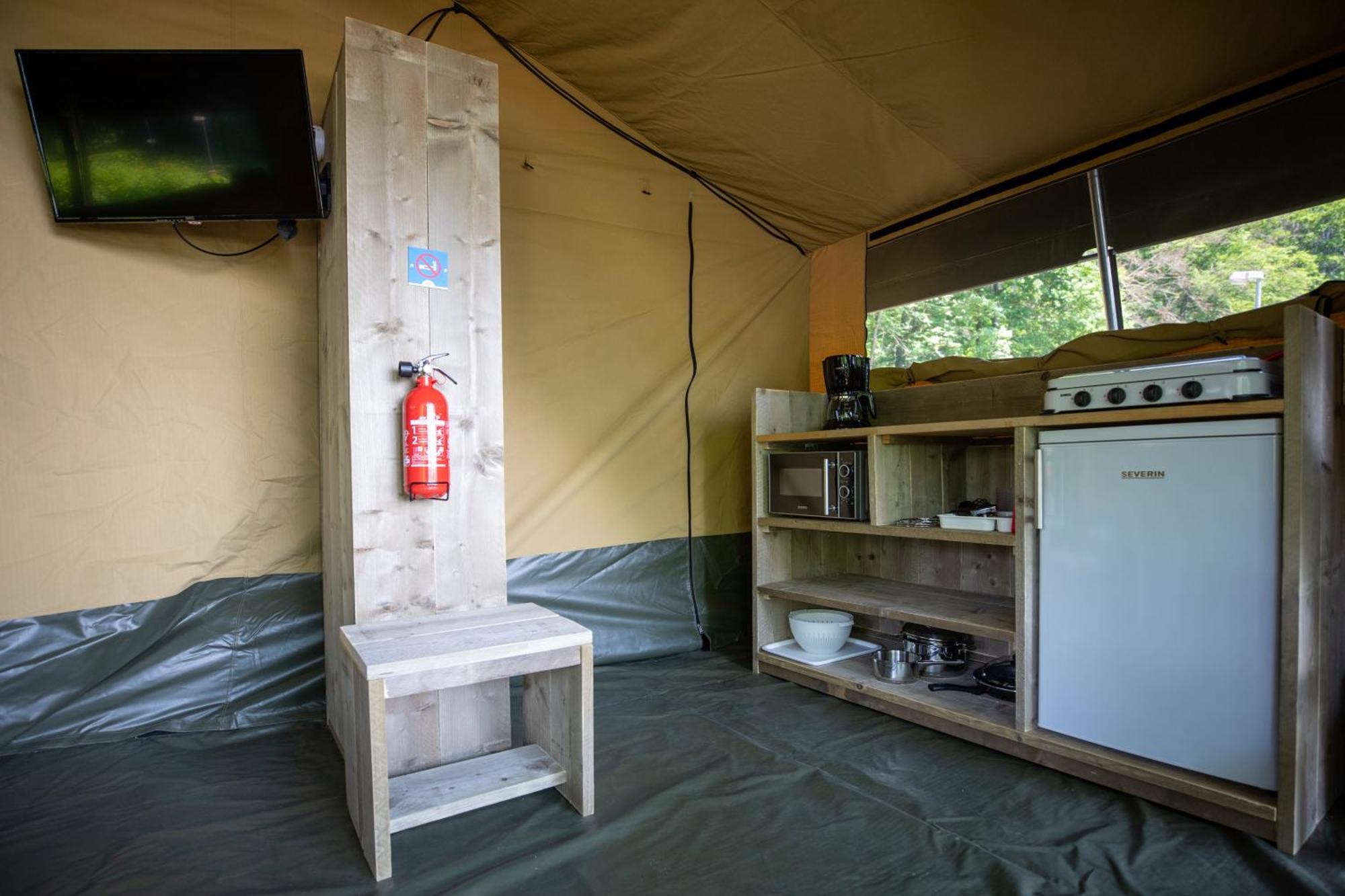 Camping Rcn Les Collines De Castellane Hotel Room photo