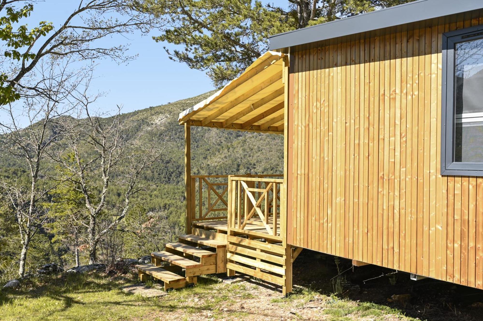 Camping Rcn Les Collines De Castellane Exterior photo