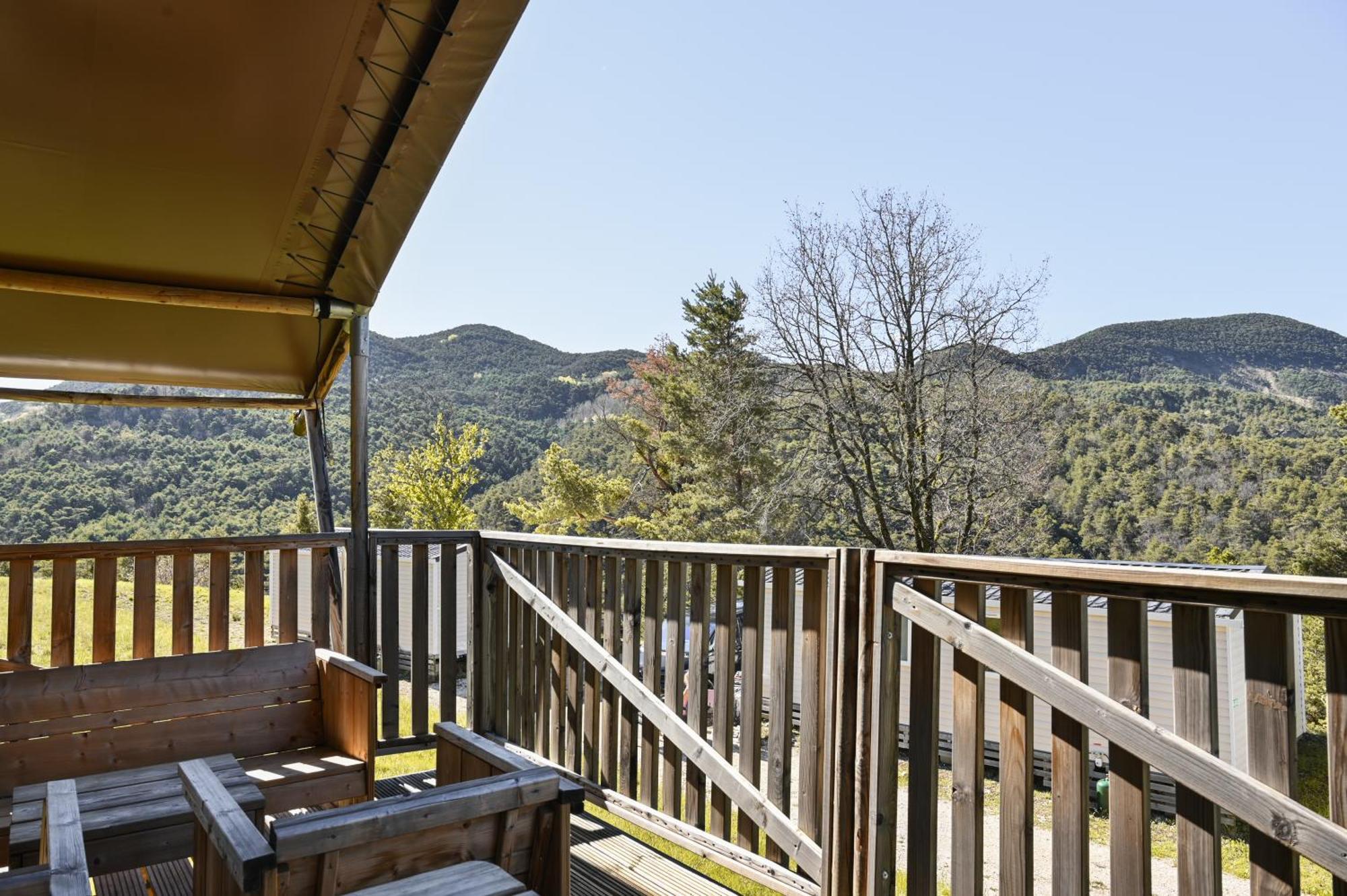Camping Rcn Les Collines De Castellane Room photo