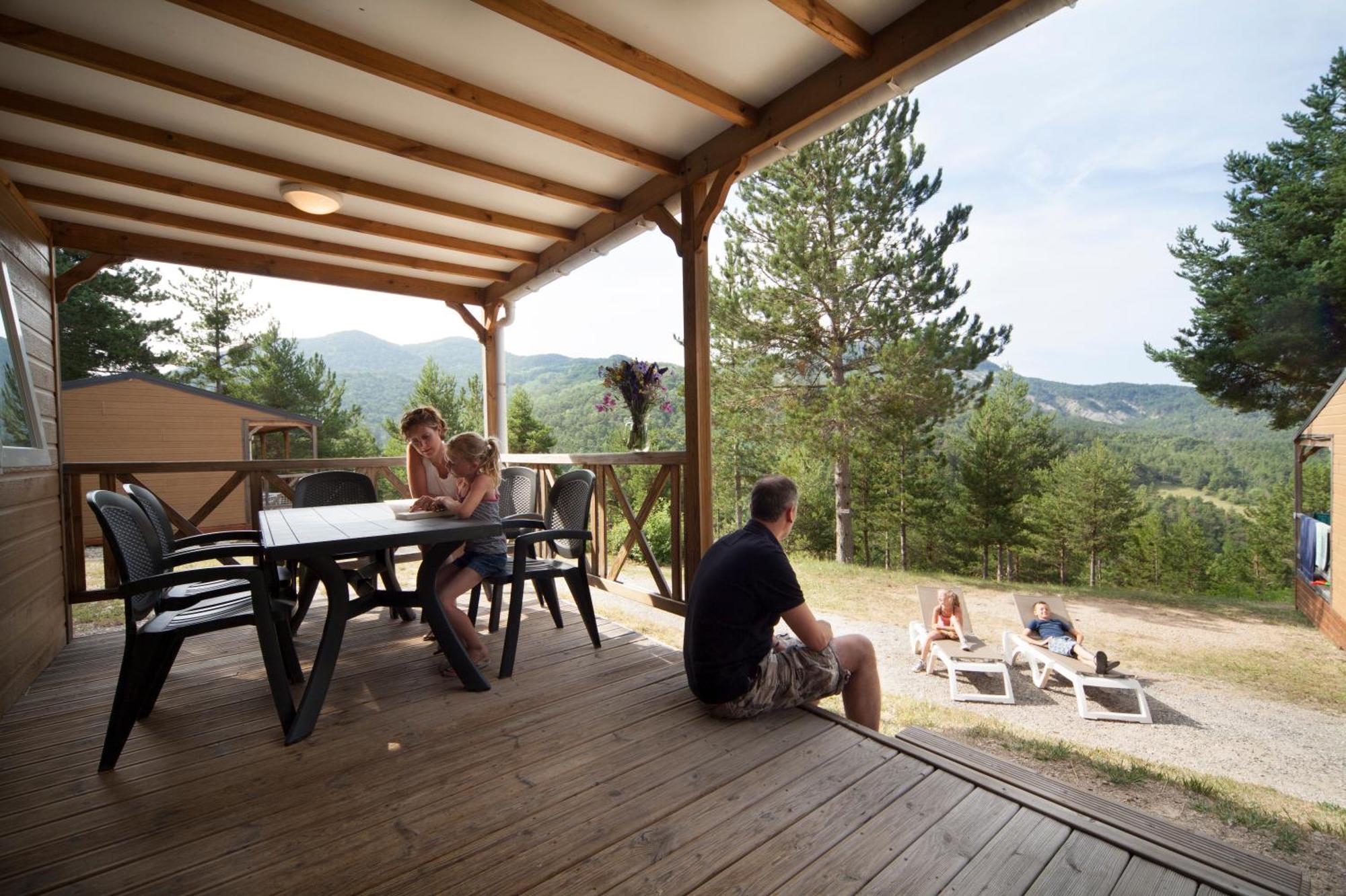 Camping Rcn Les Collines De Castellane Room photo